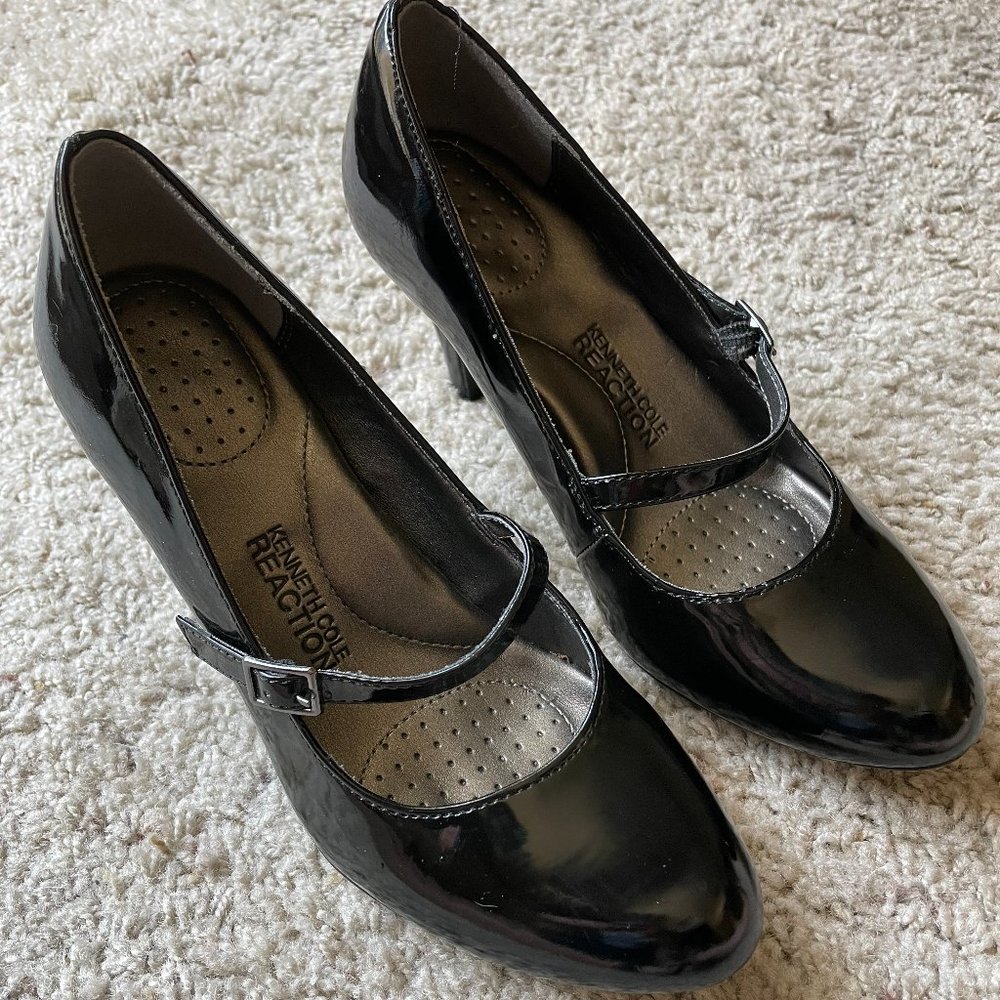 black kenneth cole reaction heels